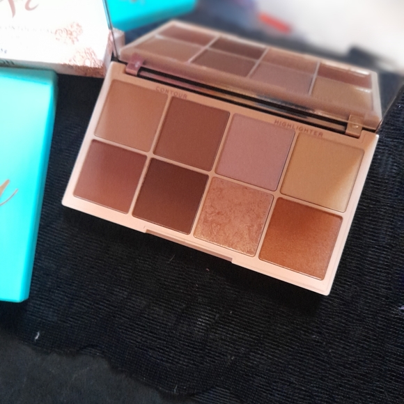 ‼‼JUST IN‼‼ New in box-revolution Roxi & ultimate - Picture 12 of 16